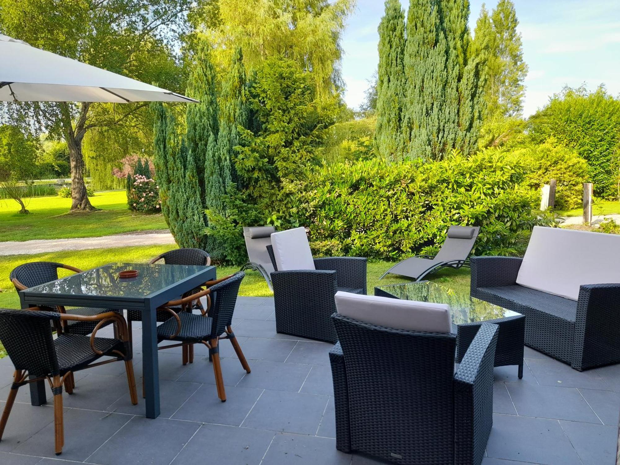 Domaine De L'Ermitage Villa Rue  Luaran gambar